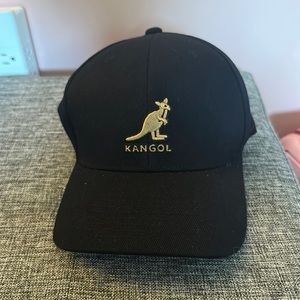 Kangol fitted baseball hat